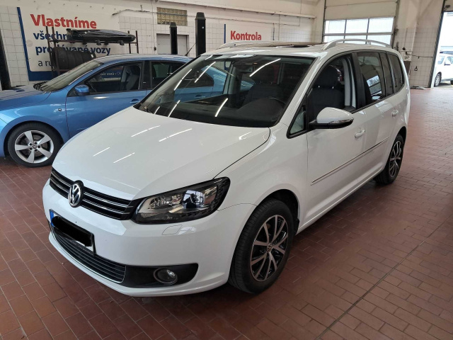Volkswagen Touran 2015