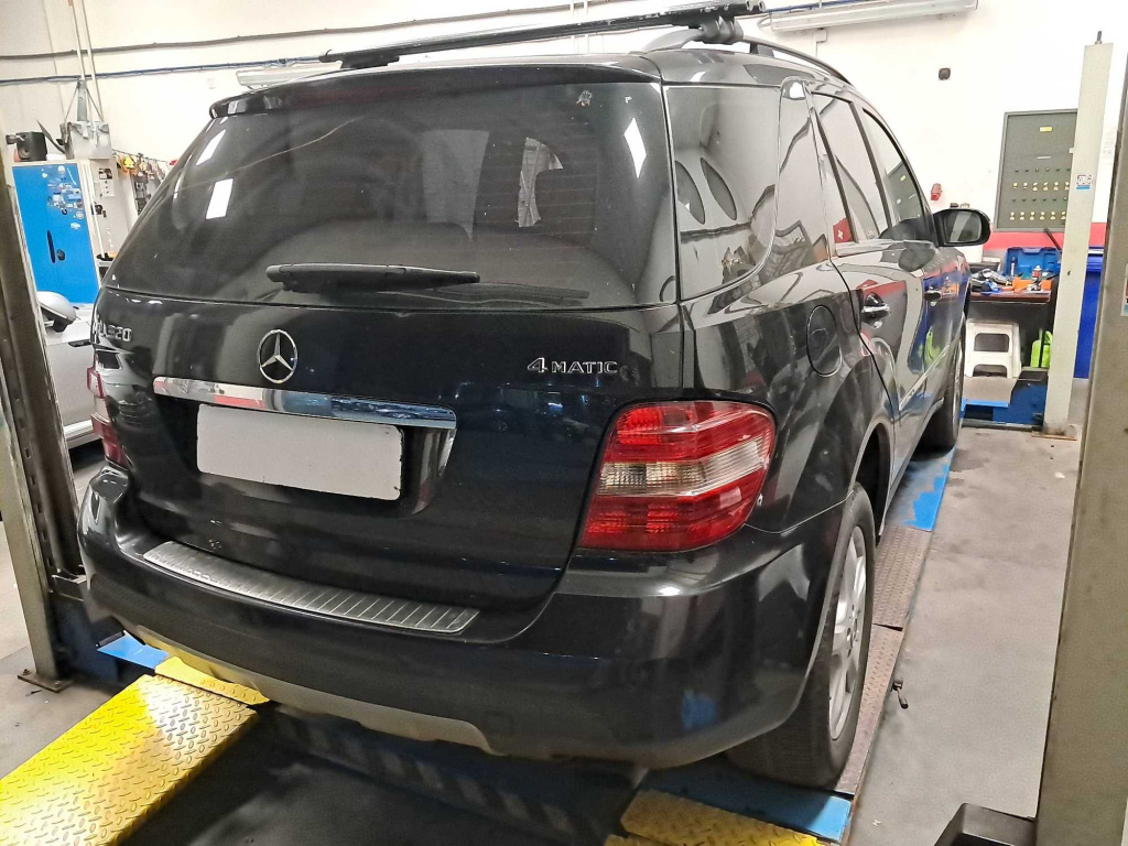 Mercedes-Benz ML