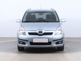 Toyota Corolla Verso - 2008