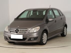 Mercedes-Benz B - 2011