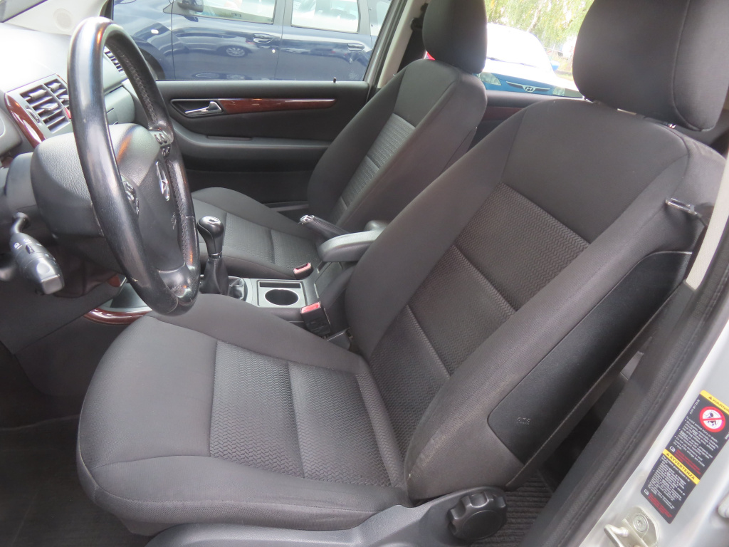 Mercedes-Benz A