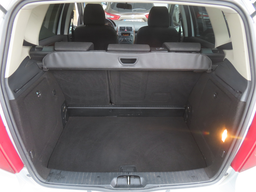 Mercedes-Benz A