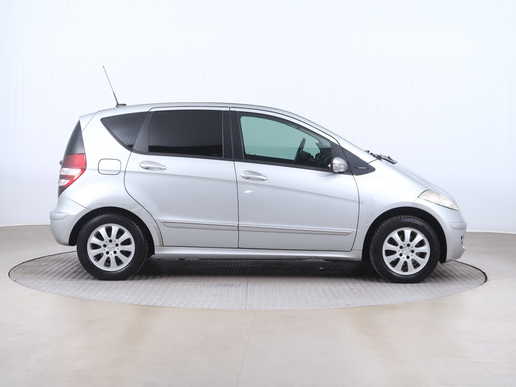 Mercedes-Benz A