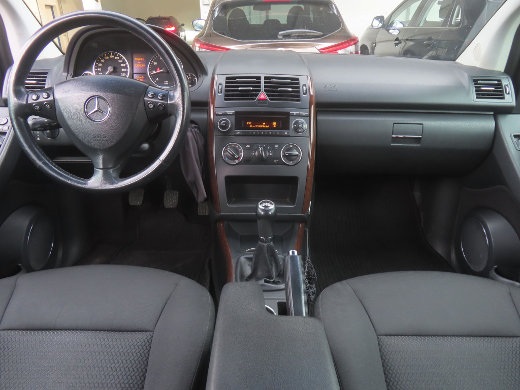 Mercedes-Benz A