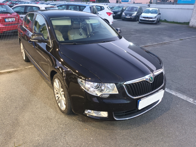 Škoda Superb 2011