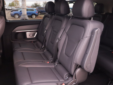 Mercedes-Benz V - 2024