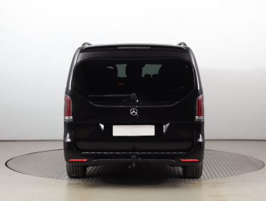 Mercedes-Benz V - 2024
