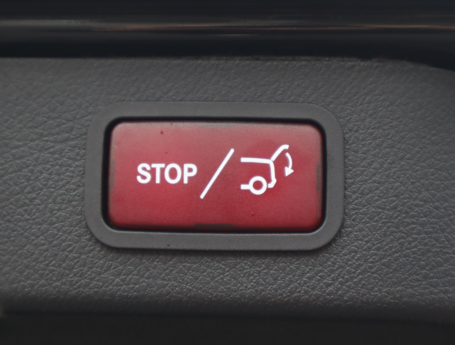 Mercedes-Benz V - 2024