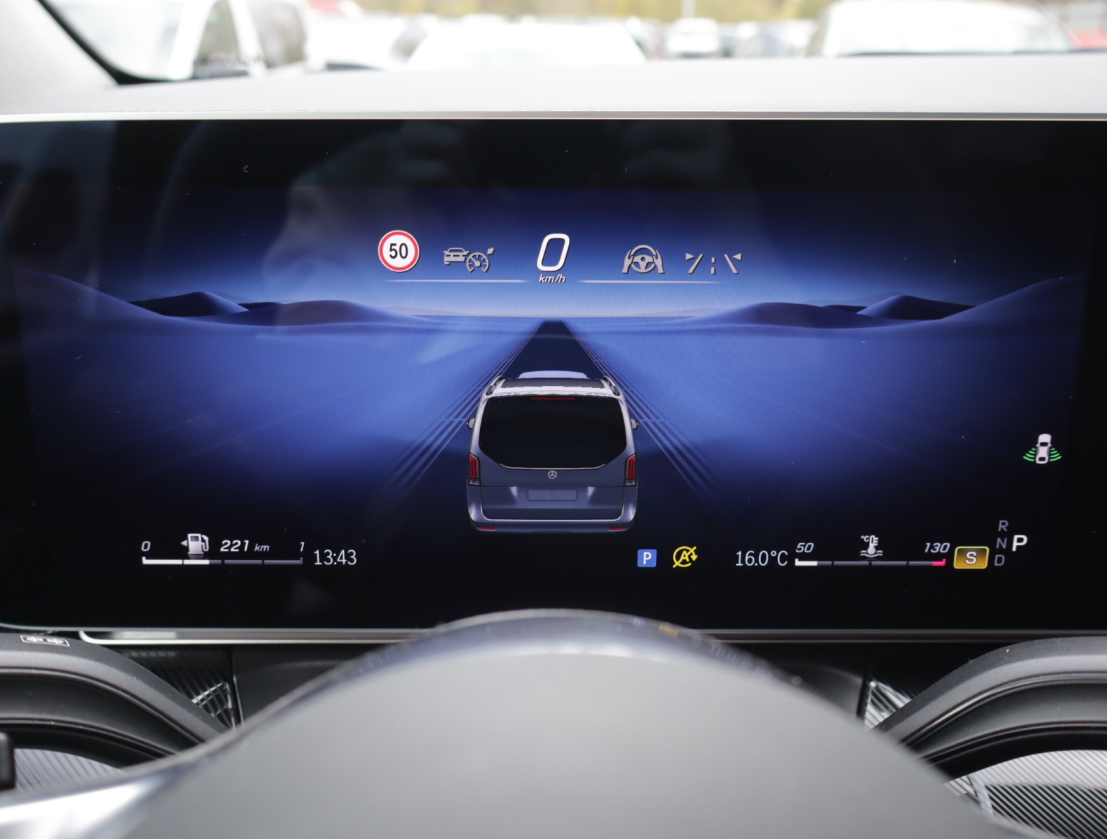 Mercedes-Benz V - 2025