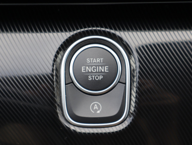 Mercedes-Benz V - 2025