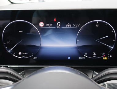 Mercedes-Benz V - 2025