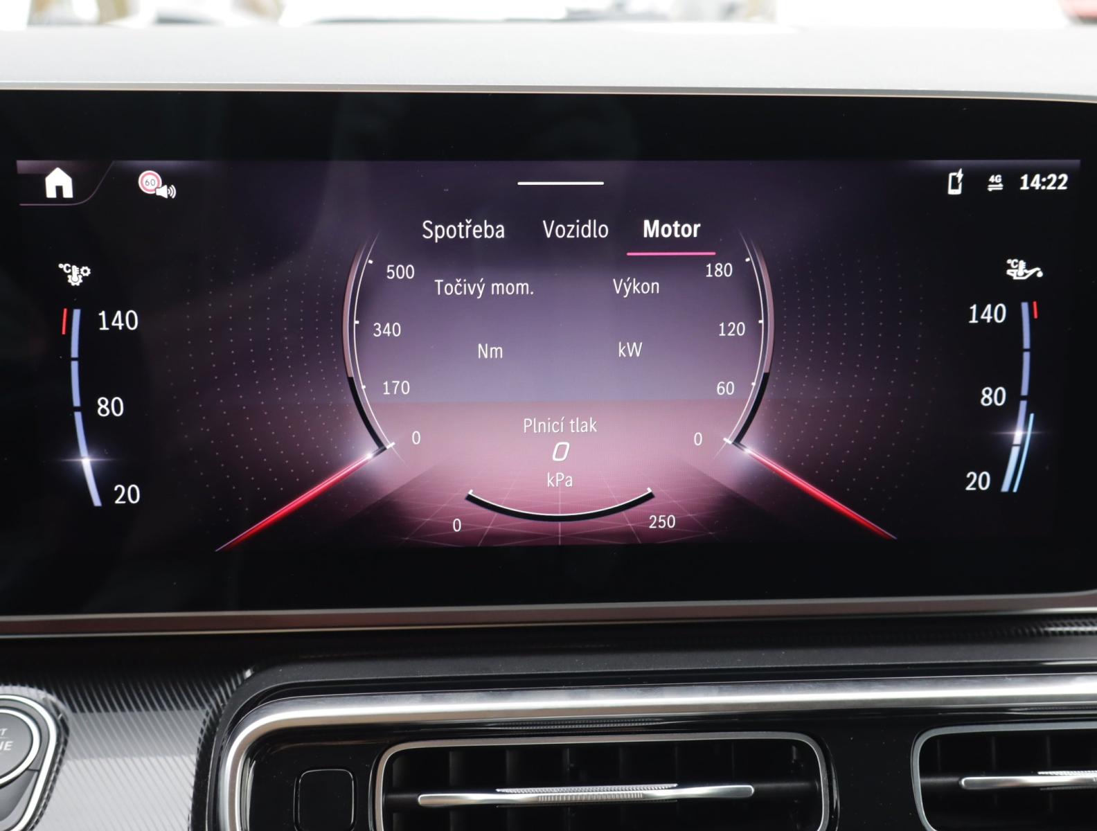 Mercedes-Benz V - 2025