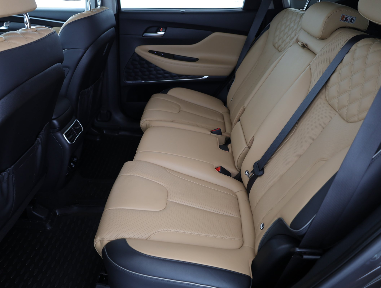 Hyundai Santa Fe - 2022