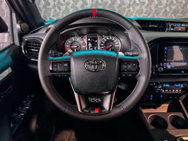 Toyota Hilux - 2025