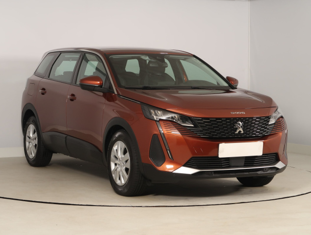 Peugeot 5008 2021