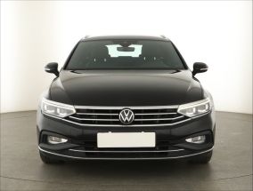 Volkswagen Passat - 2022