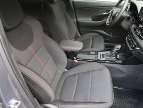 Hyundai i30 - 2025