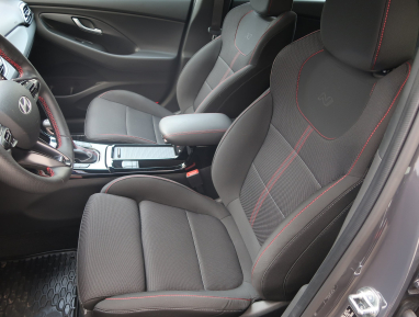 Hyundai i30 - 2025