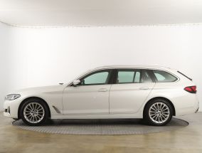 BMW 5 - 2021