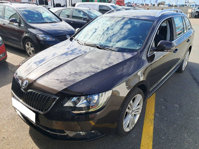 Škoda Superb 2014