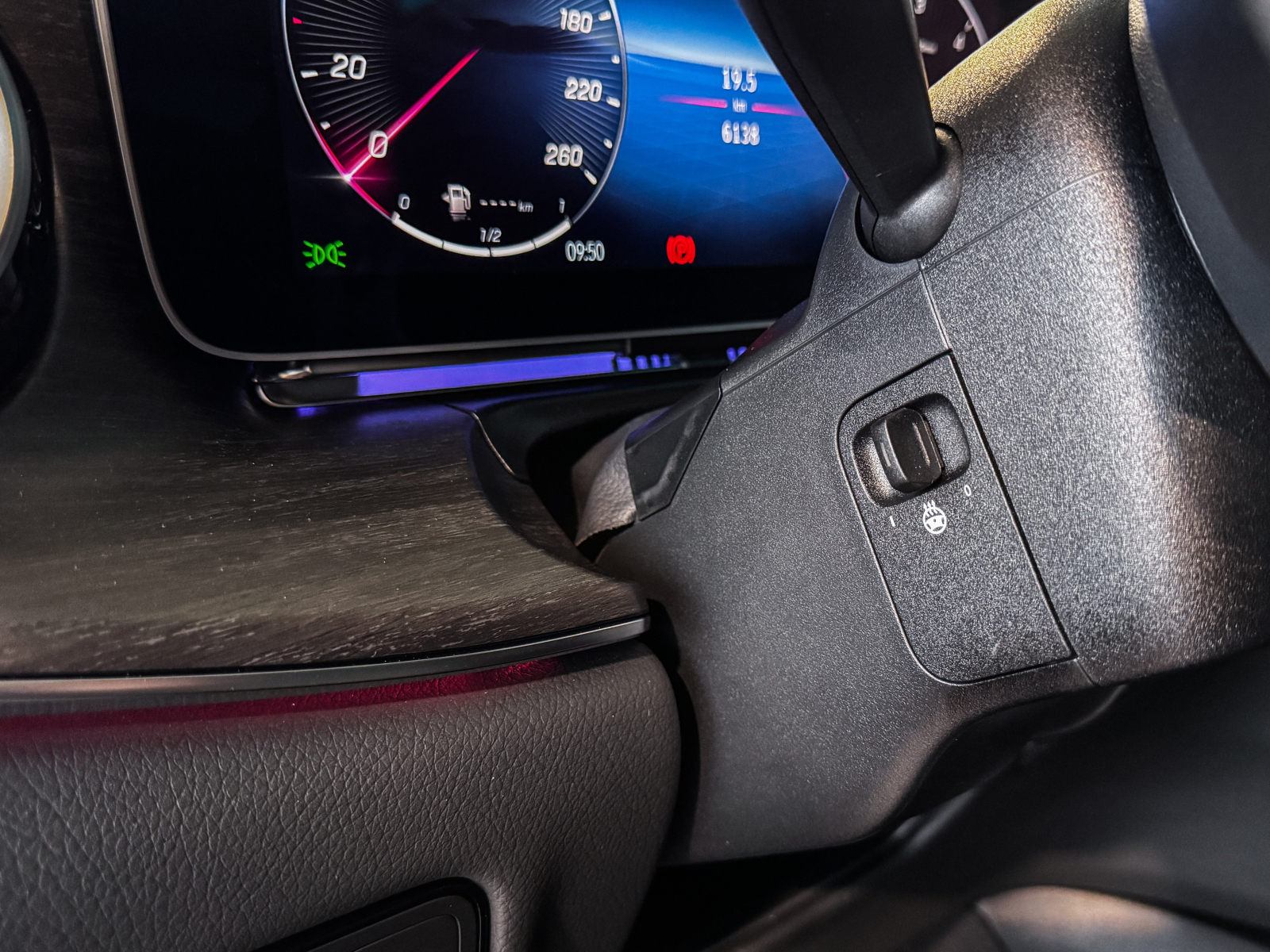 Mercedes-Benz V - 2024