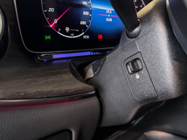 Mercedes-Benz V - 2024