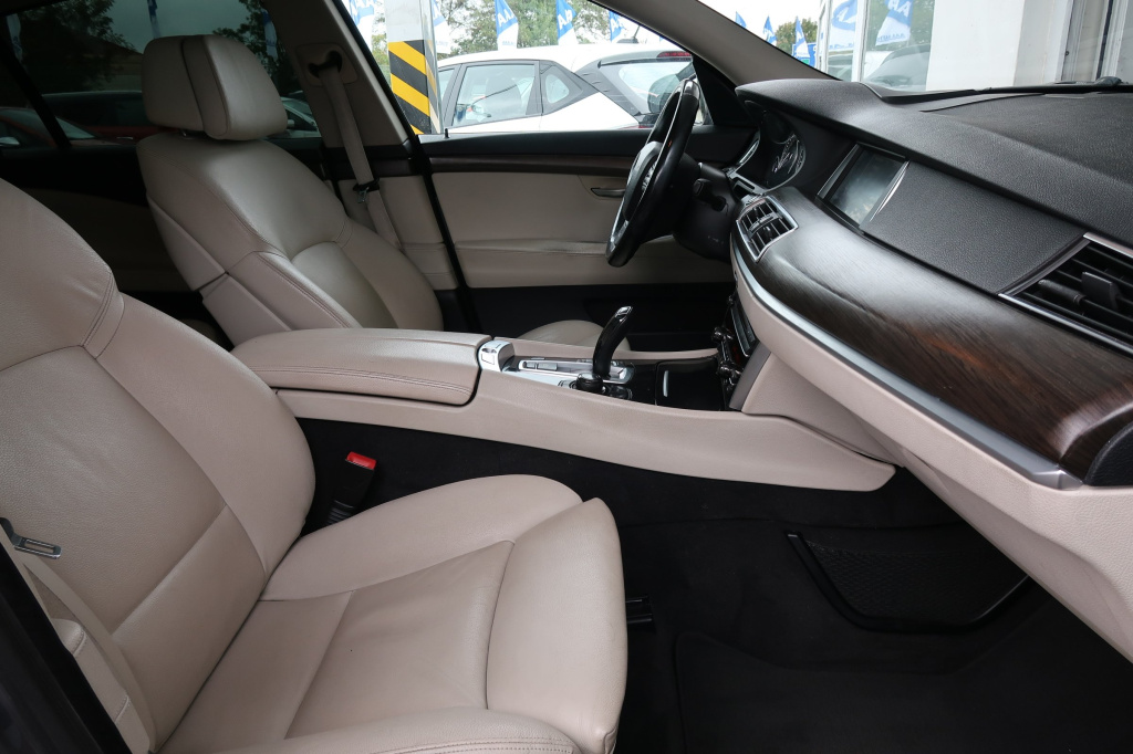 BMW 5GT