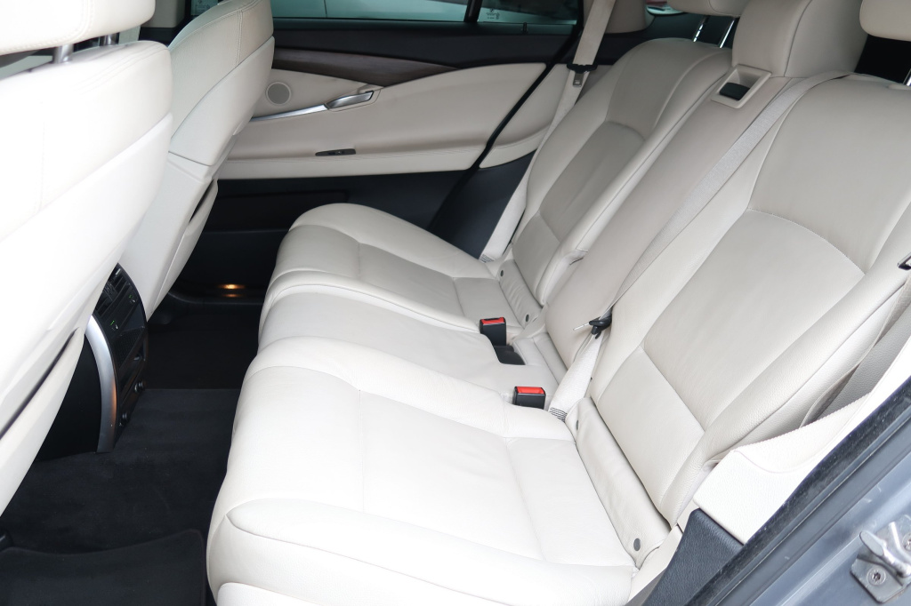 BMW 5GT