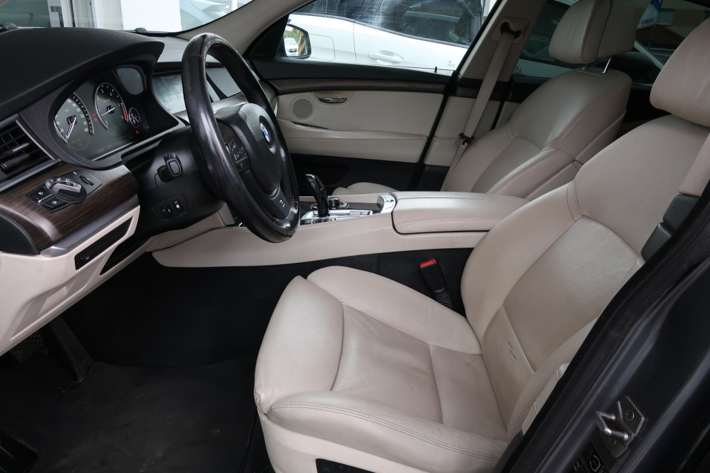 BMW 5GT
