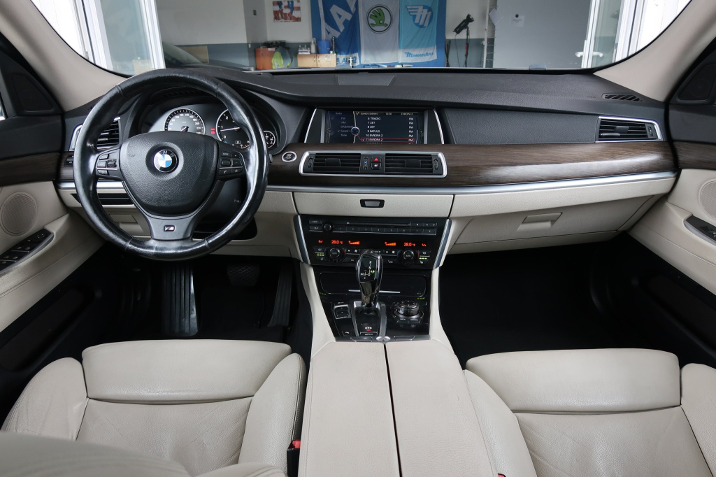 BMW 5GT
