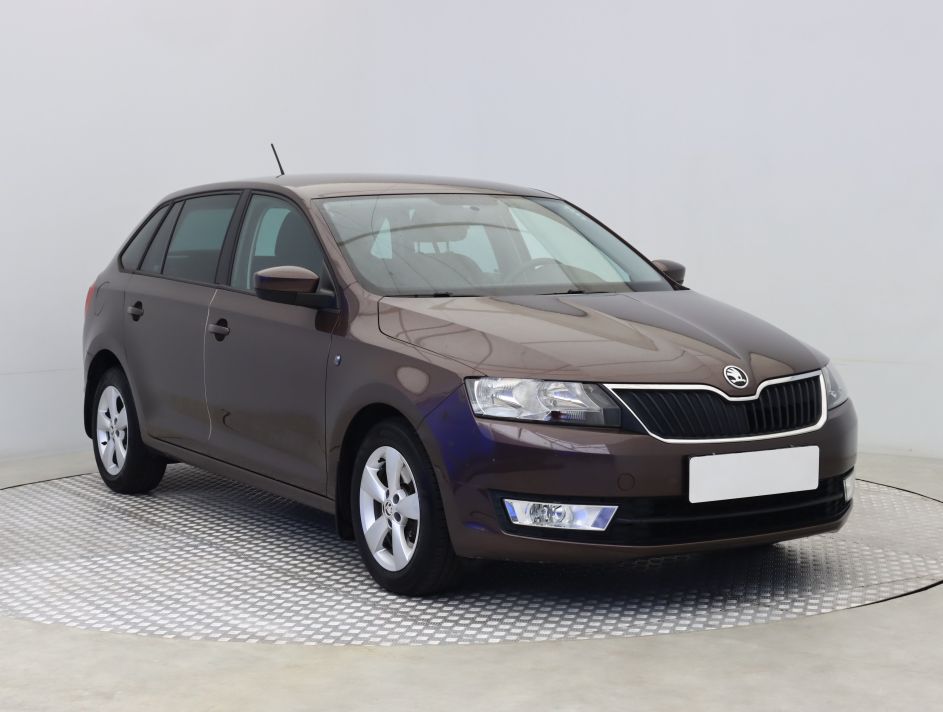 Skoda Rapid Spaceback - 2015