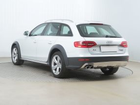 Audi Allroad A4 - 2015