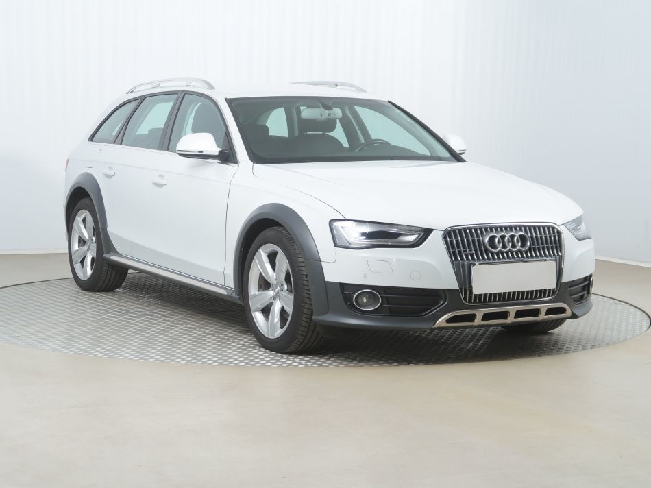 Audi Allroad A4 - 2015