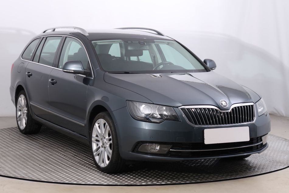 Skoda Superb - 2013