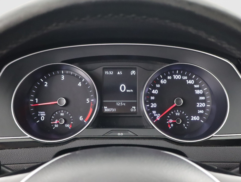 Volkswagen Passat, 2015