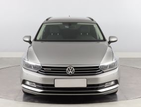 Volkswagen Passat - 2015