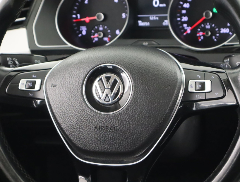 Volkswagen Passat, 2015