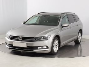 Volkswagen Passat - 2015