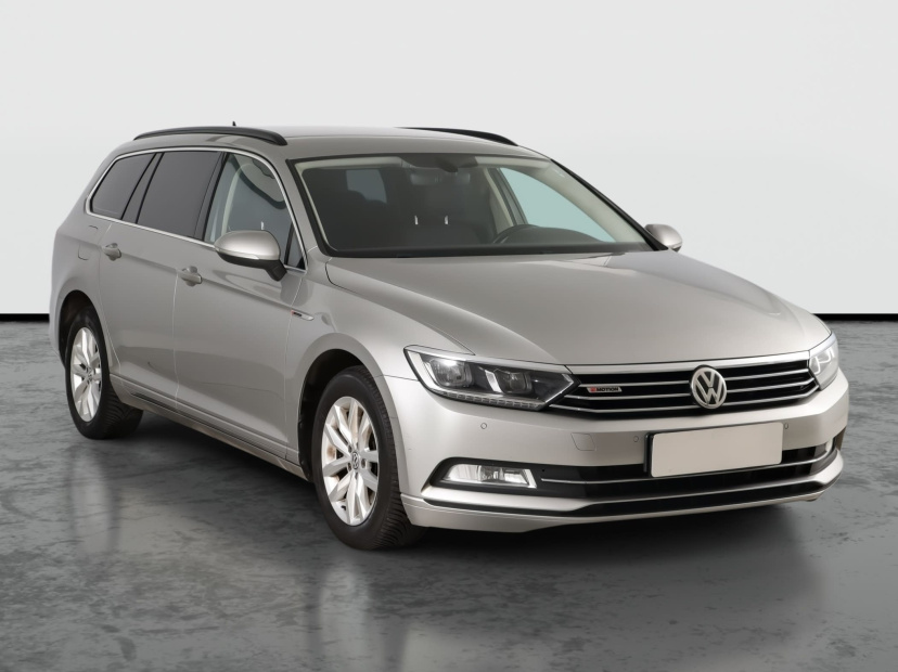 Volkswagen Passat, 2015