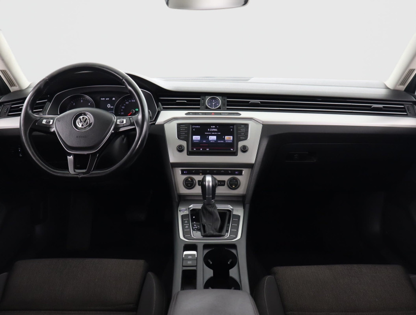 Volkswagen Passat, 2015