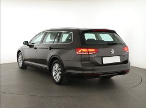 Volkswagen Passat - 2015