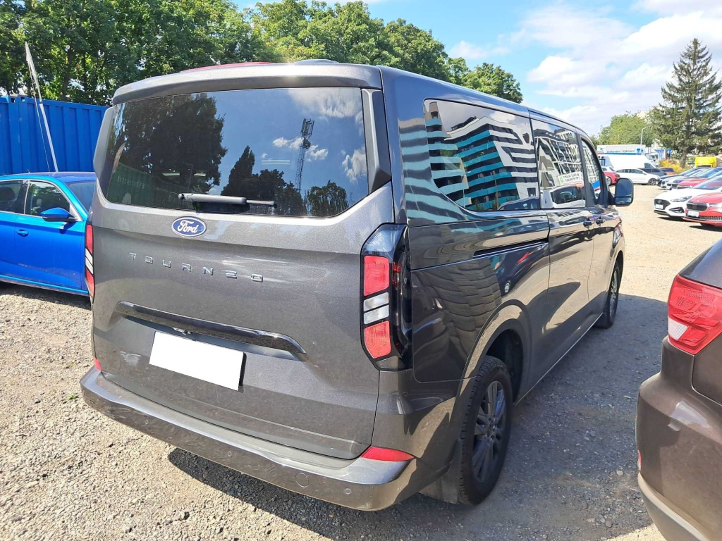 Ford Tourneo Custom
