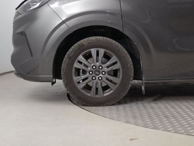 Ford Tourneo Custom - 2024