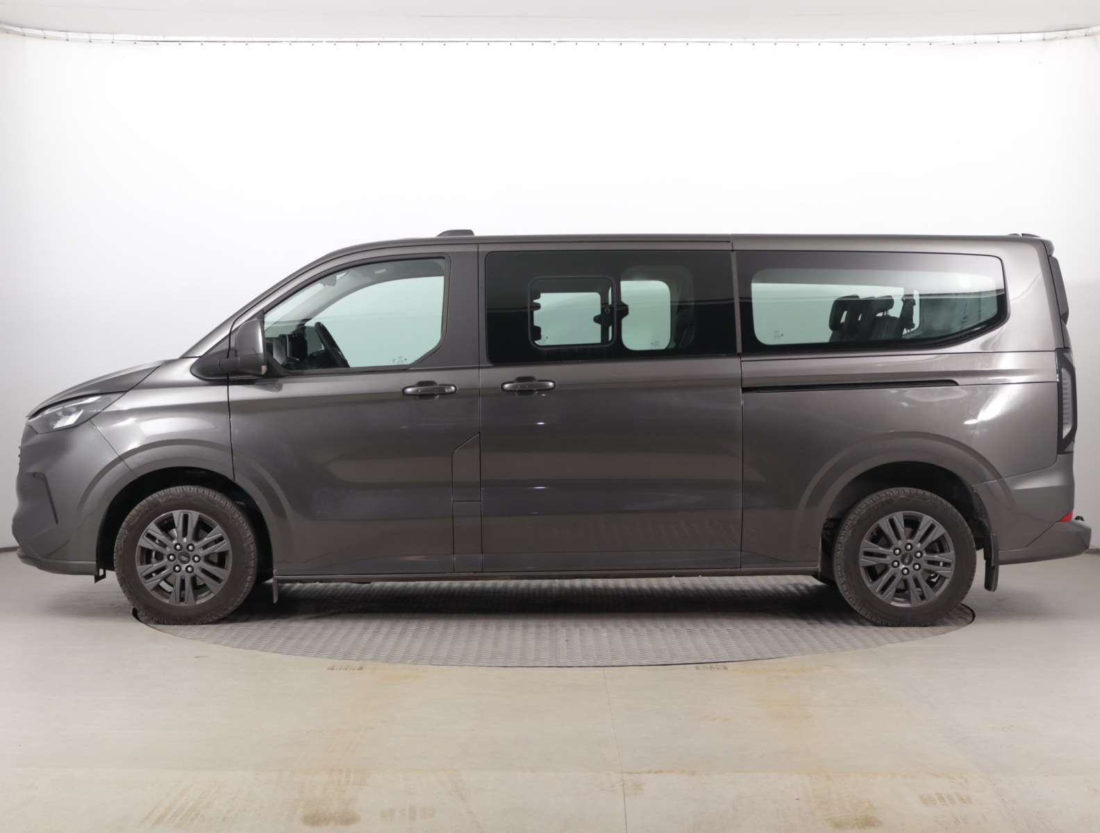 Ford Tourneo Custom - 2024