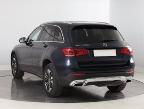 Mercedes-Benz GLC - 2021