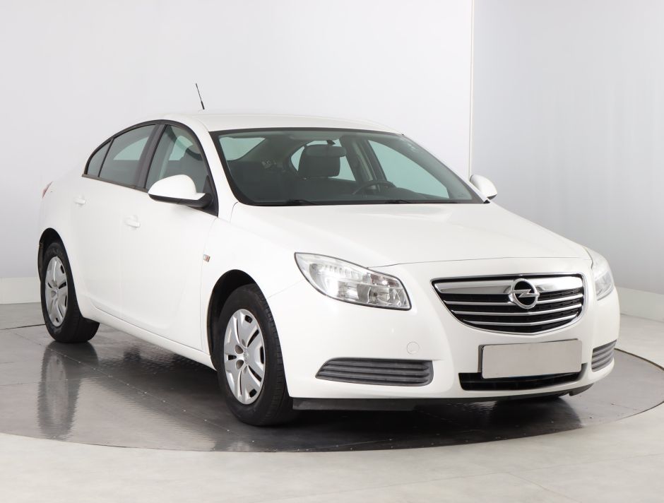 Opel Insignia - 2010