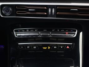 Mercedes-Benz EQC - 2021
