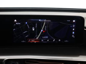 Mercedes-Benz EQC - 2021