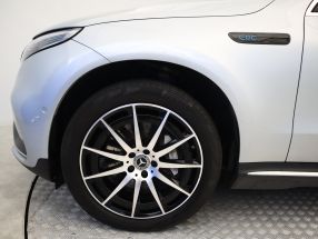 Mercedes-Benz EQC - 2021