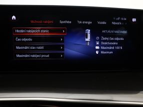 Mercedes-Benz EQC - 2021